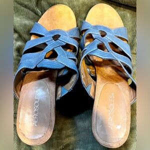 Aerosols. Size 9! Great condition